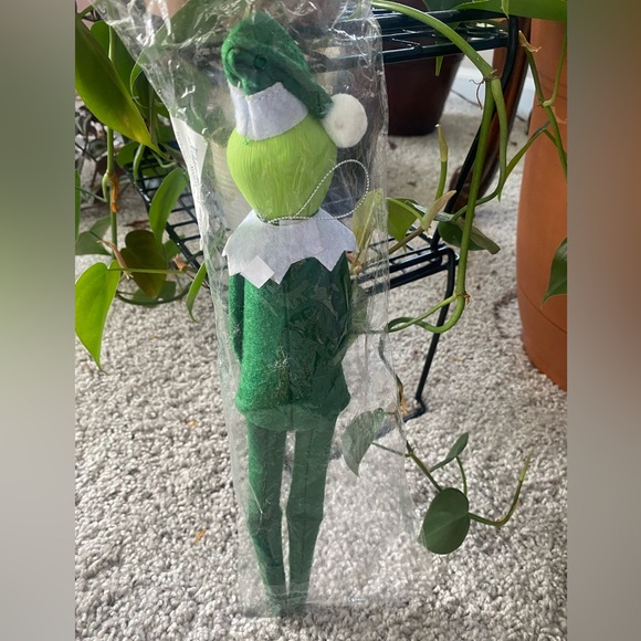 Grinch Ornament - Picture 2 of 2